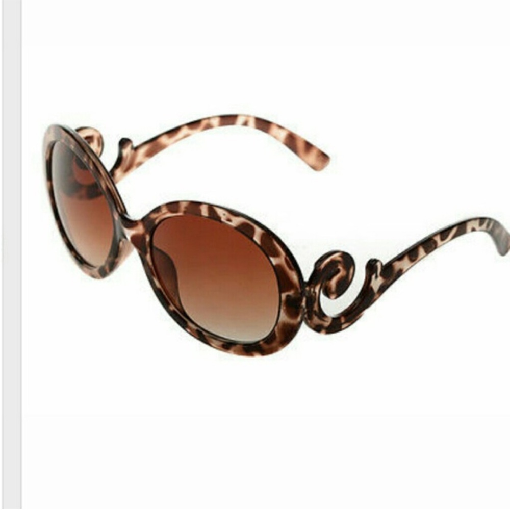 Leopard Sunnies